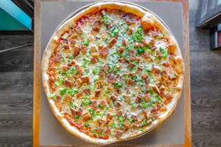 Chicken with Broccoli Pizza