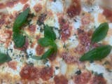 Fresh Mozzarella Pizza