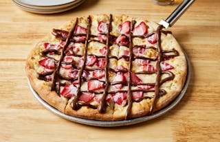 Chocolate Strawberry Dessert Pizza