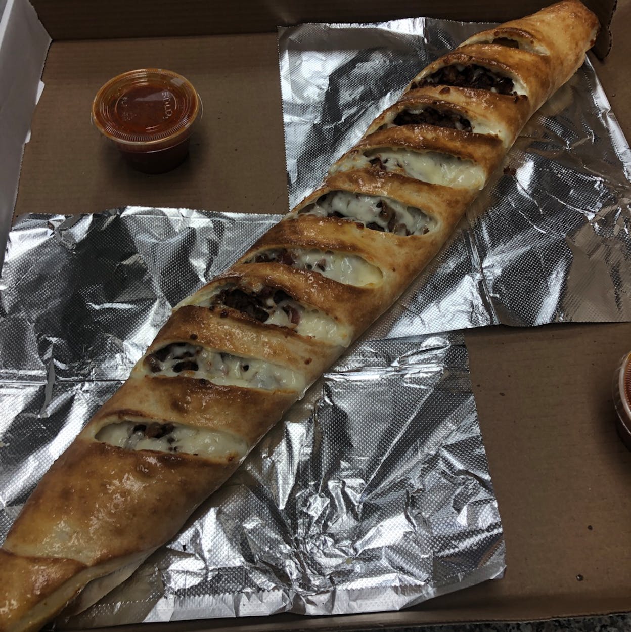 CHEESE STROMBOLI