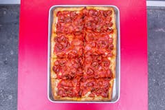 Lou Lou’s Spicy Pepperoni Pizza