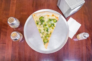 Broccoli White Pizza