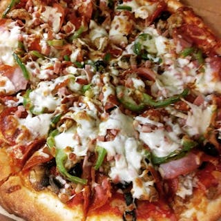 Big Ben’s Supreme Pizza