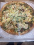 Pollo & Pesto NY Style Pizza