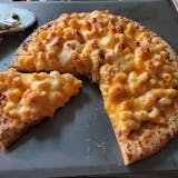 Mac & Cheesy Pizza