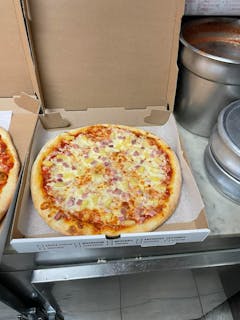 Hawaiian Pizza