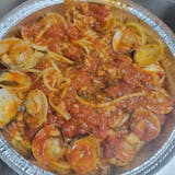 Spaghetti with Clams In Red Sauce