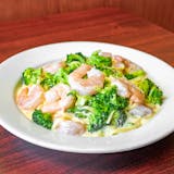 Shrimp with Broccoli & Alfredo Sauce