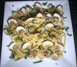 Pasta with White Clam Sauce