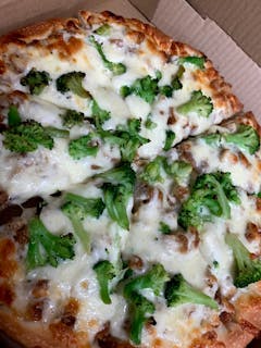 Chicken Broccoli Pizza