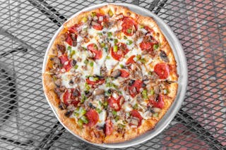 Deluxe Pizza