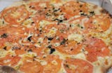 Traditional White Margherita Pizza