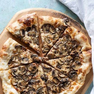 Mushrooms Pizza
