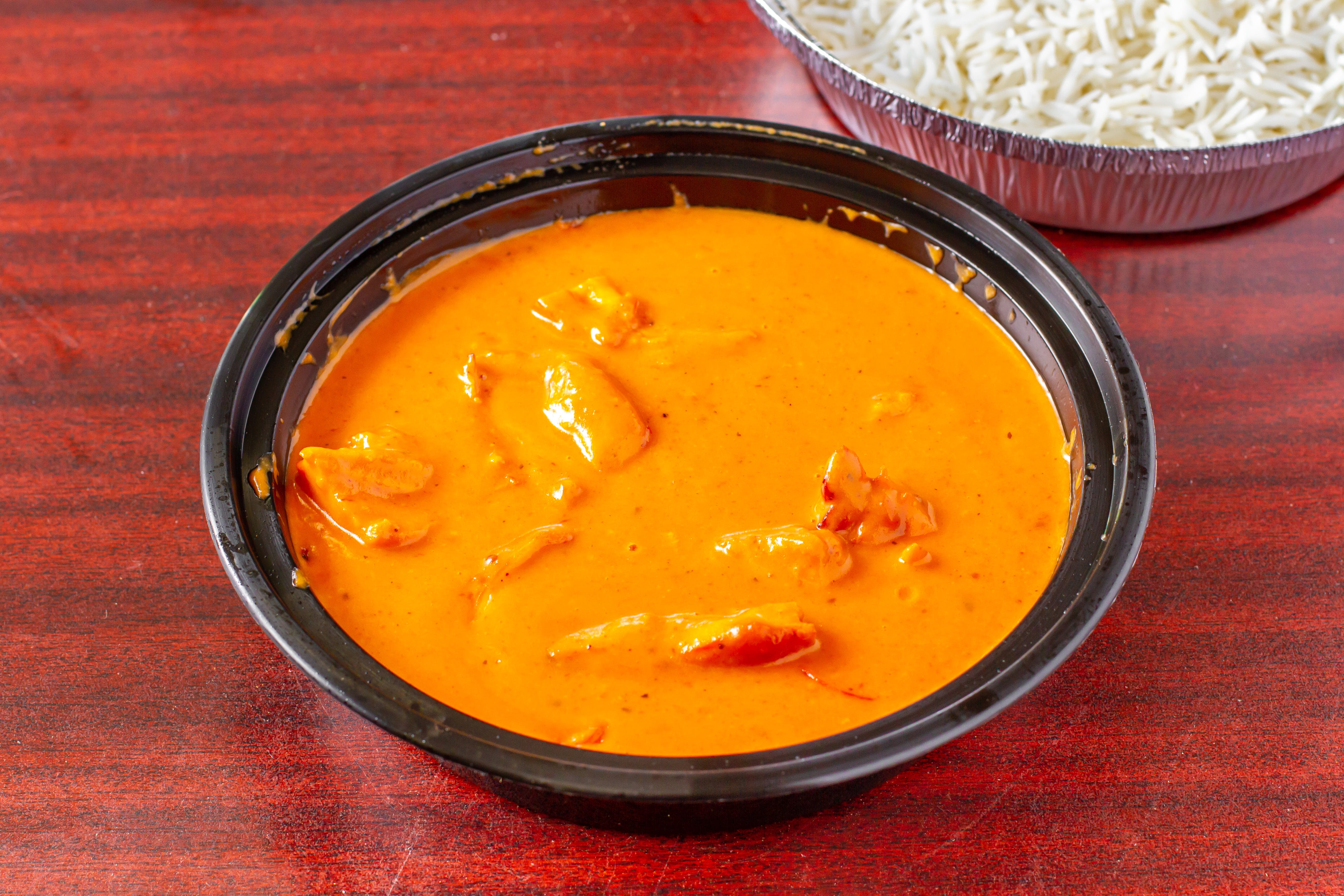 Order Chicken Tikka Masala - Entree food online from Arlon Carry Out store, Pikesville on bringmethat.com