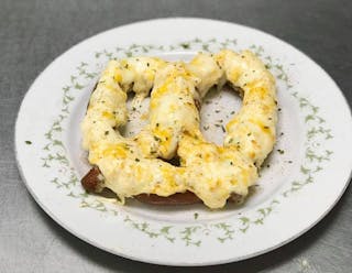 Crab Pretzel