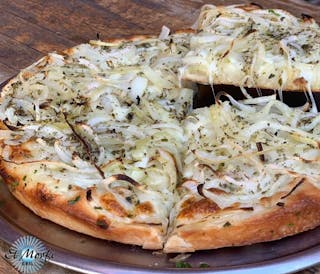 Fugazetta Pizza