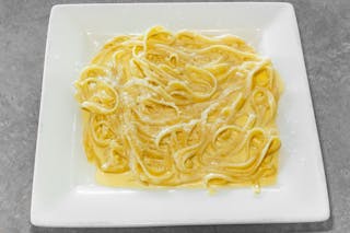Fettuccine Alfredo