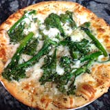Garlic & Broccoli Pizza