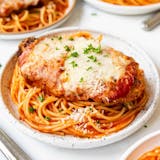 Italian Spaghetti With Chicken Parmesan