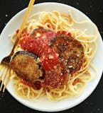 Italian Spaghetti With Eggplants Parmesan