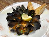 Steamed Black Mussels