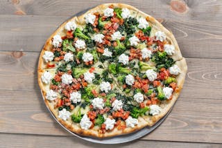 White Pizza with Broccoli, Spinach & Tomatoes