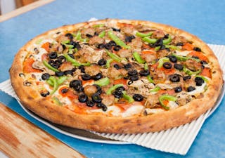 Garlic Chicken Pizza