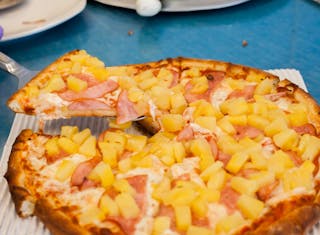 Hawaiian Pizza