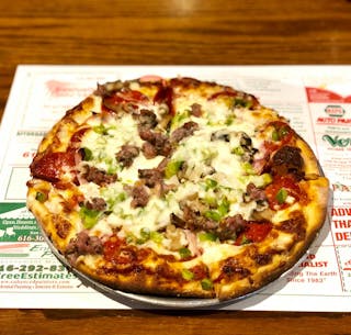 Deluxe Pizza