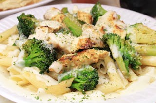 Chicken Broccoli Alfredo Pasta