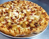 Bella’s Wild Buffalo Chicken pizza
