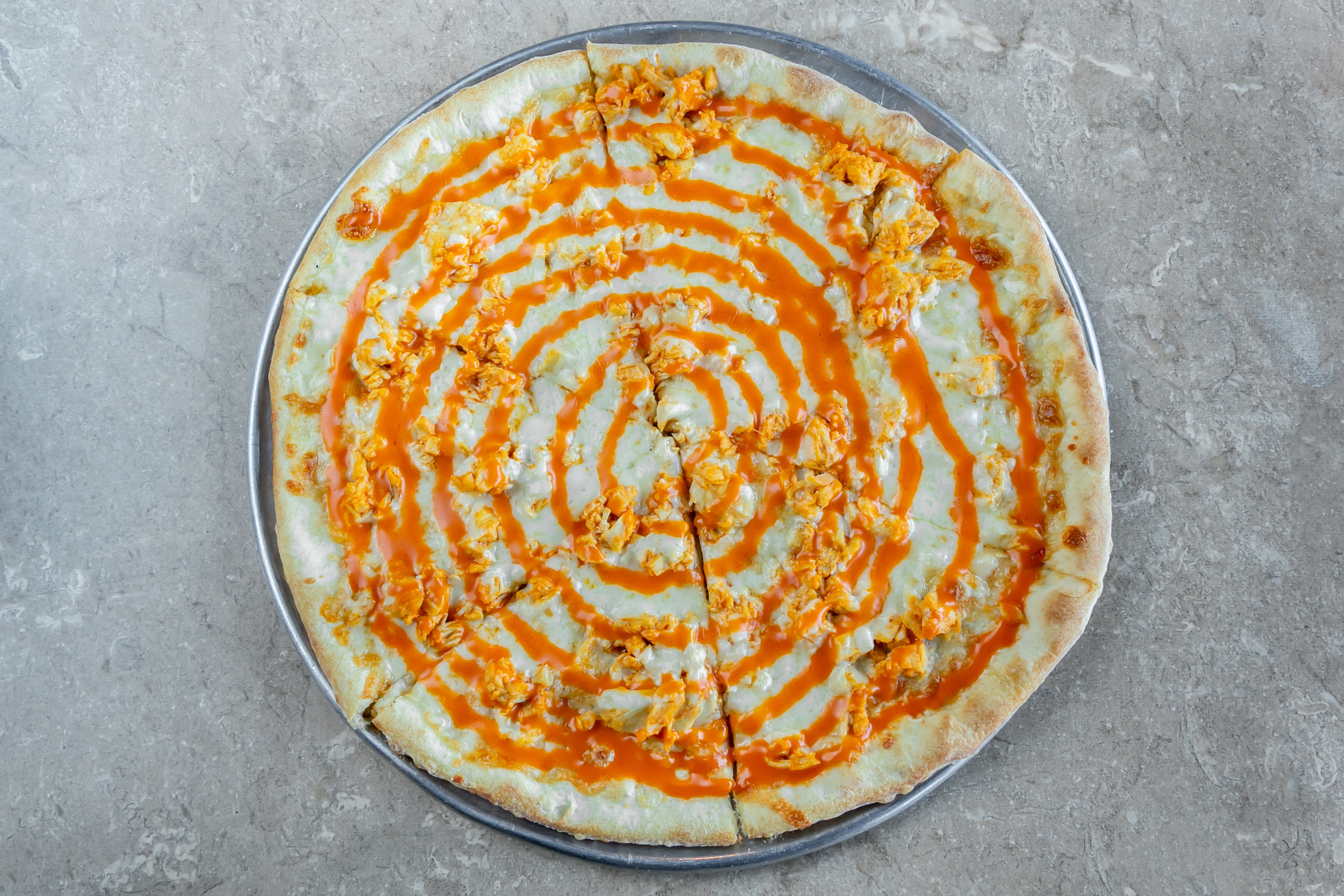 Hot Wings Pizza