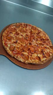 Kid's One Topping Pizza & Drink
