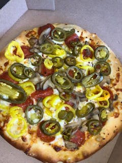 Beano's Jalapeno Spicy Pizza