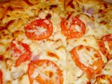Chicken & Tomato Pizza