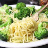 Pasta with Sauteed Broccoli, Garlic & Olive Oil Catering