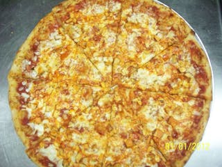 Buffalo Chicken Neapolitan Pizza