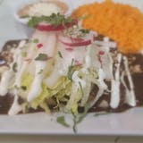 Enchiladas Rojas De Bistec