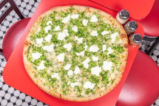 White Broccoli Pizza