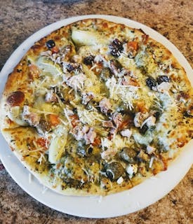 Mediterranean Pizza