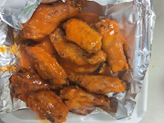Jumbo Size Fresh Chicken Wings!