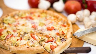 Artichoke Chicken Pizza