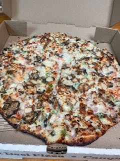 Chicken Garlic Pizza (Halal)