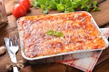 Lasagna with Garlic Bread Catering