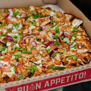 Summer BBQ Chicken Pizza