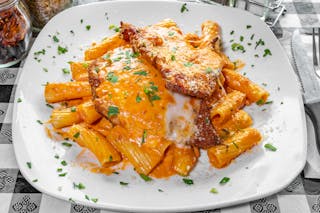 Vodka Rigatoni with Chicken