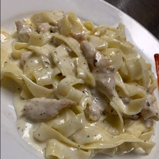 Fettuccine Alfredo with Chicken