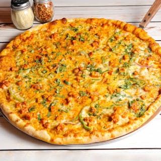 Hand Tossed Butter Chicken Pie