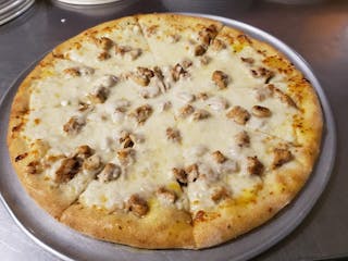 Chicken Alfredo Pizza