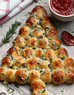 Garlic knot tree